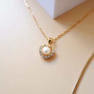 Cassia Pearl necklace23