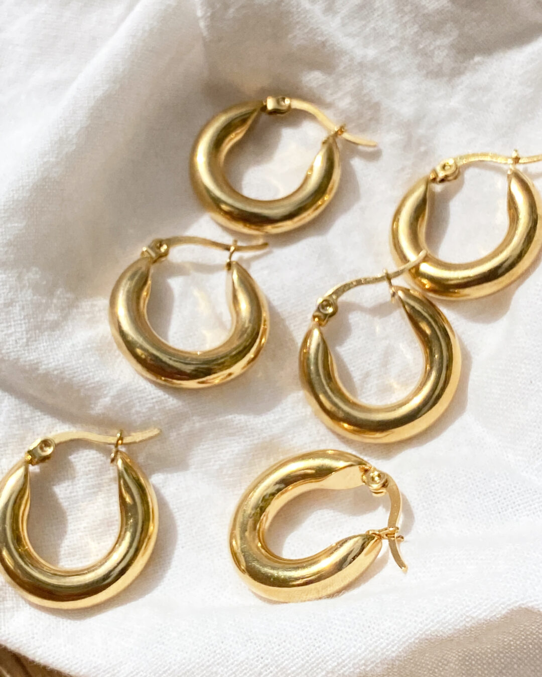 Orbit hoops